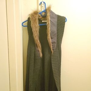 Old Navy Fur Collar Sweater vest with Belt